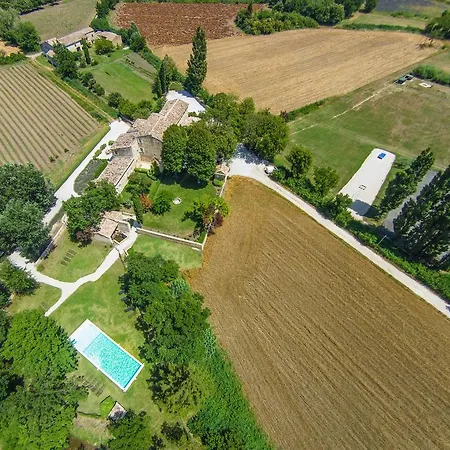 La Moutiere Pensión 3*