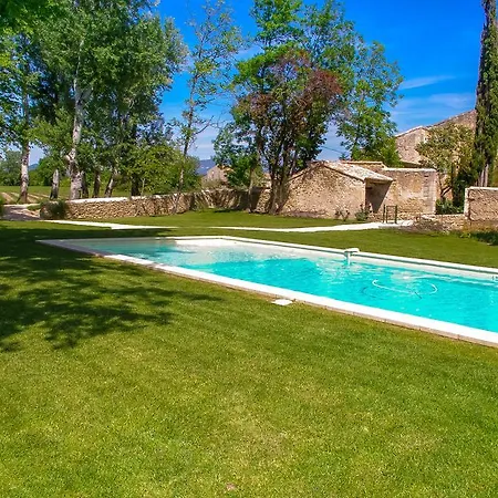 Pensión La Moutiere 3*